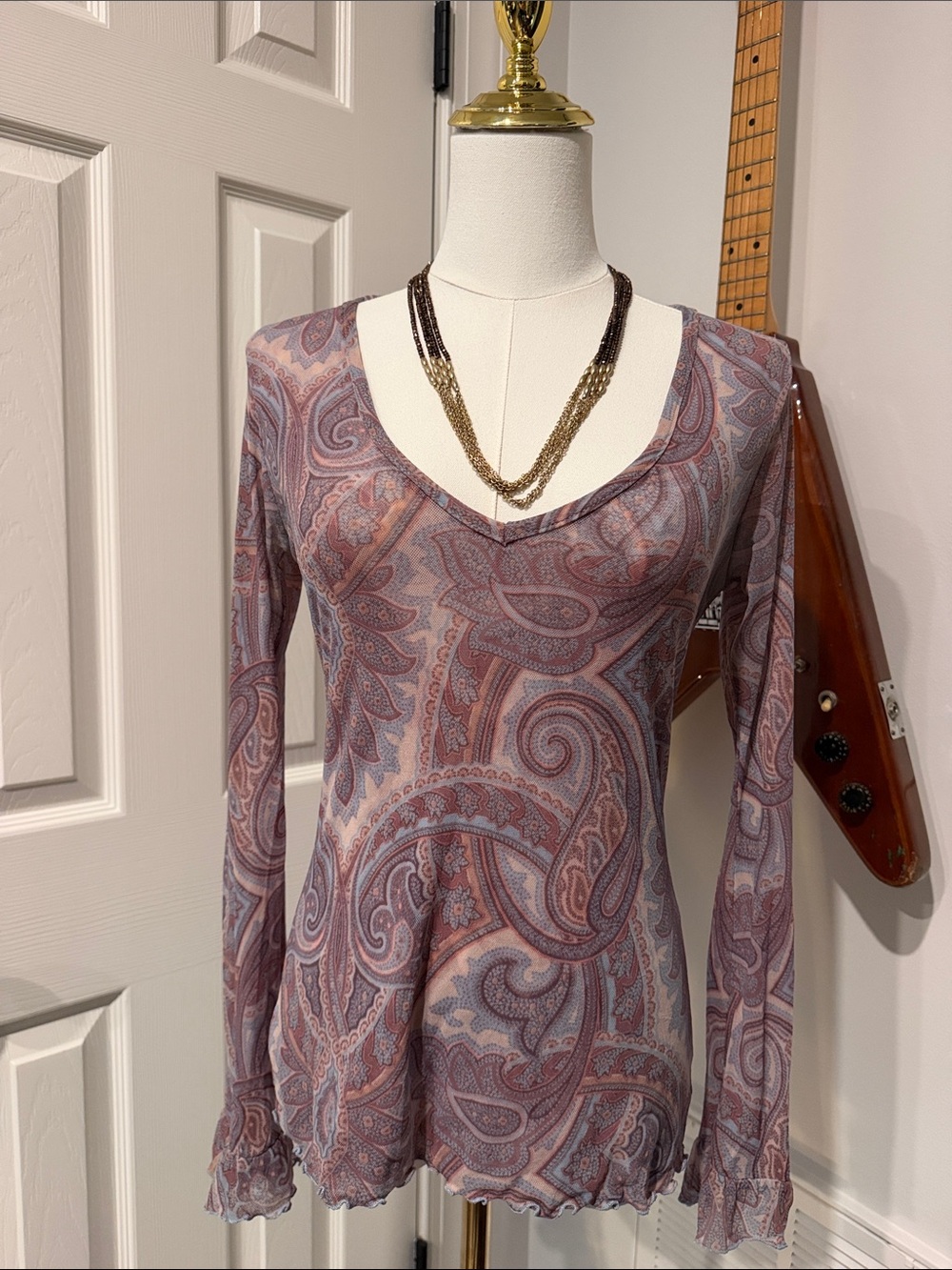 Sweet Pea Paisley Long Sleeve Scoop Neck Dress Top - Mauve